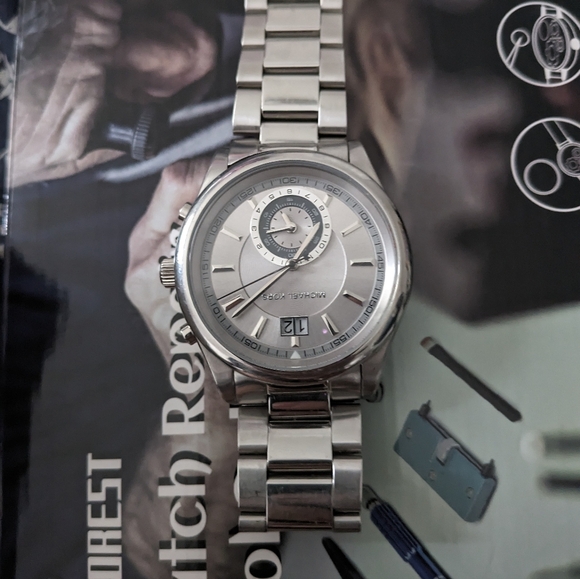 Michael kors men watch 42mm - Picture 13 of 14